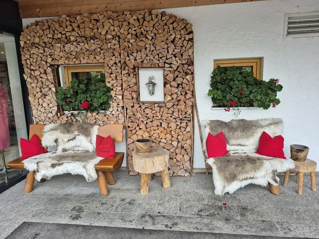 Steven Smeers_Restaurant „Brunnenstadl“ Regional & Frisch_Obersdorf_recensione