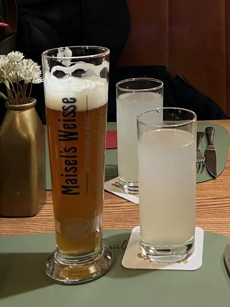 Ruth Wang_Restaurant International Oberhausen_Oberhausen_avis