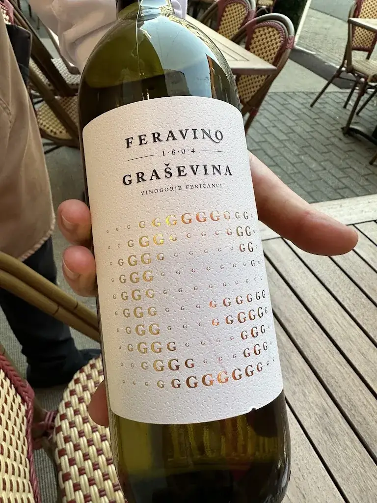 Mo D_Restaurant International Oberhausen_Oberhausen_avis