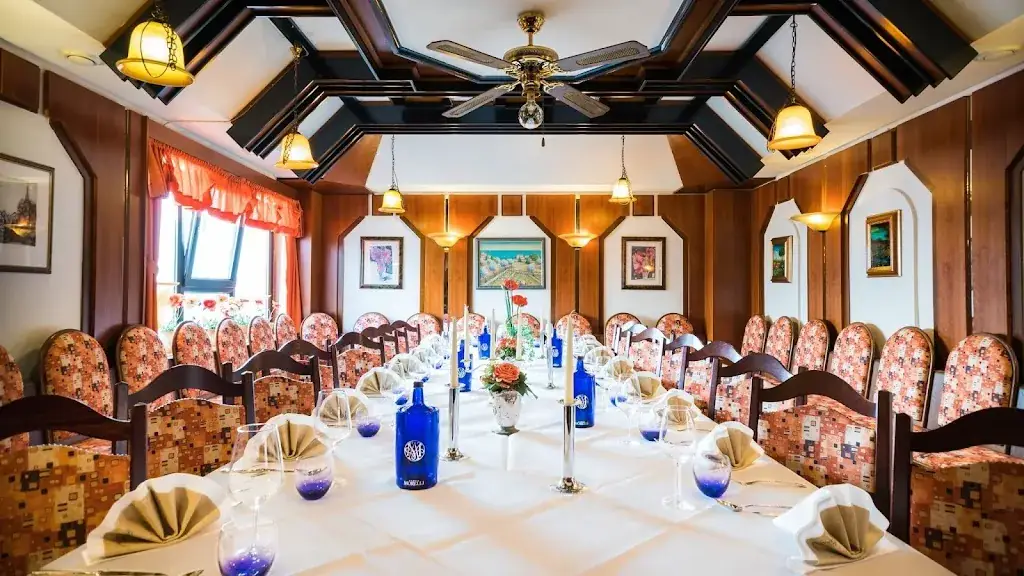 Restaurant International Oberhausen_Oberhausen_slider_image_1