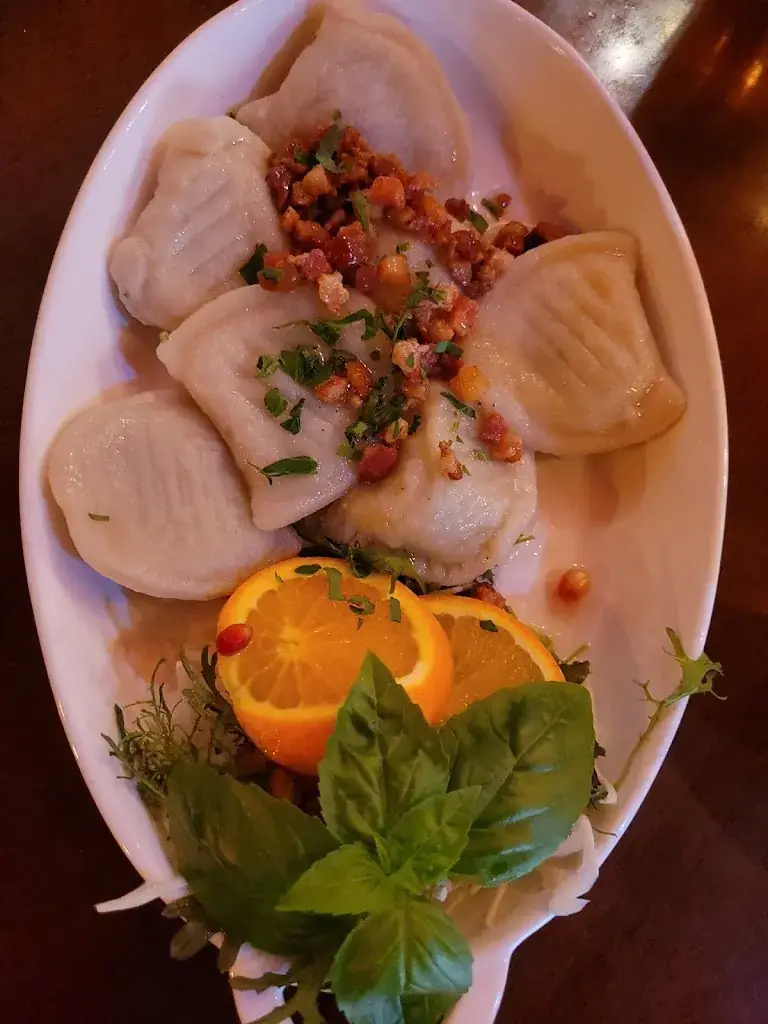 VAISHNAVI iyer_Restaurant Gdanska_Oberhausen_avis