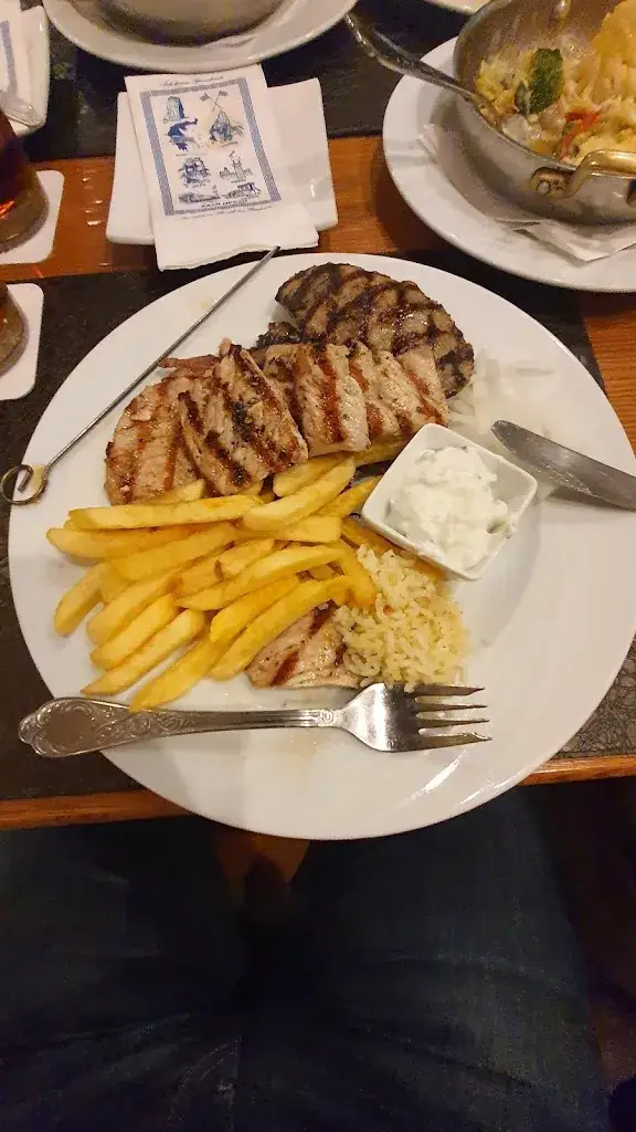 Mindaugas Daraskevicius_Restaurant Korali_Oberhausen_recensione