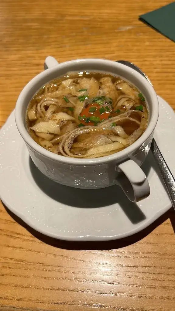 Roland Aspeck_Hauerperle Heurigenrestaurant_Bad Sauerbrunn_recensione