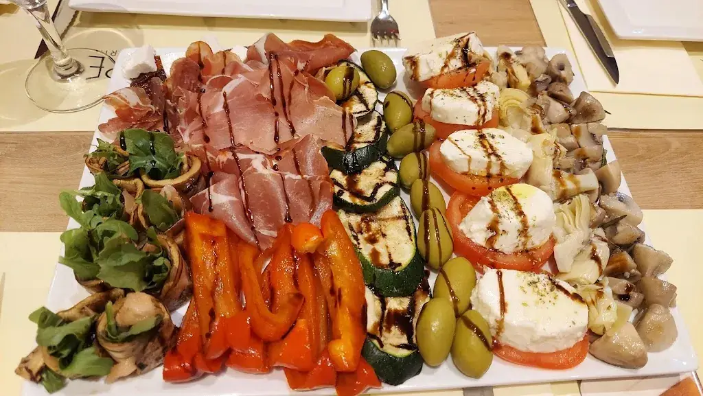 Ristorante Pizzeria Salvatore_Oberhausen_slider_image_3