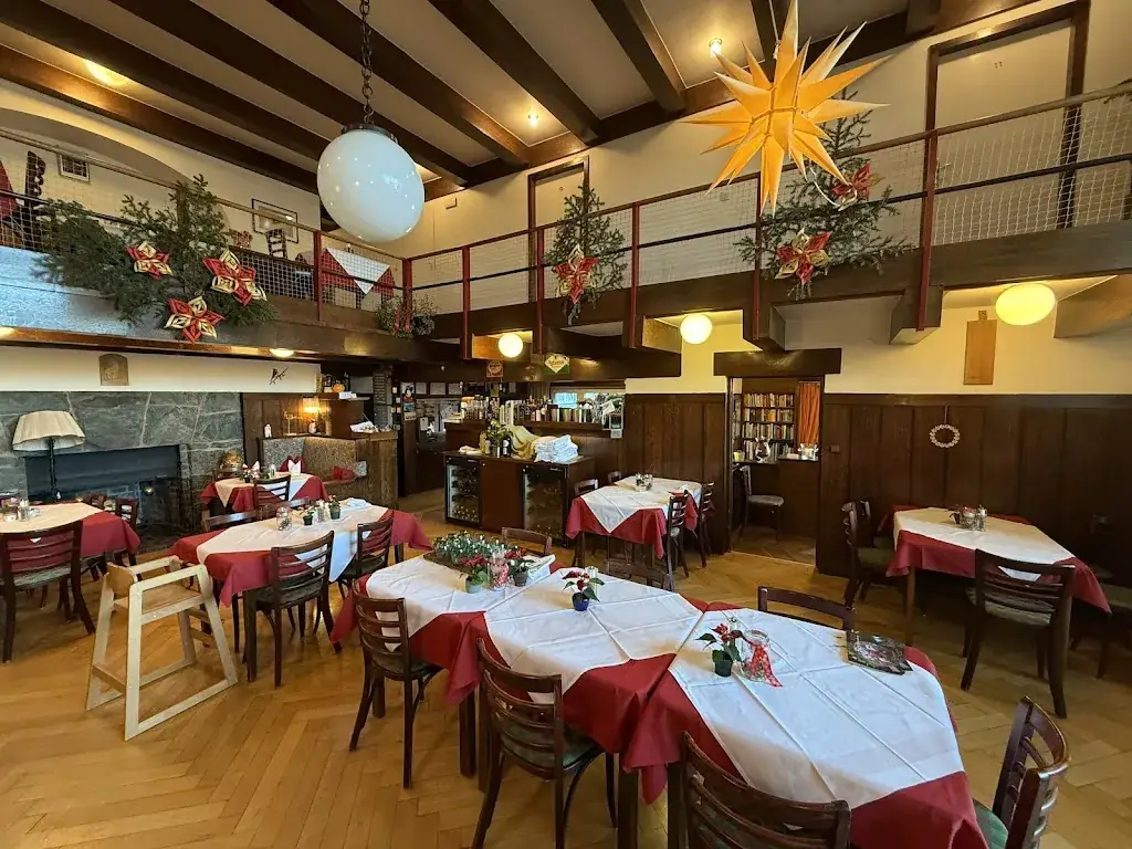 Tomas Zavadil_Hotel Looshaus am Kreuzberg_Payerbach_avis