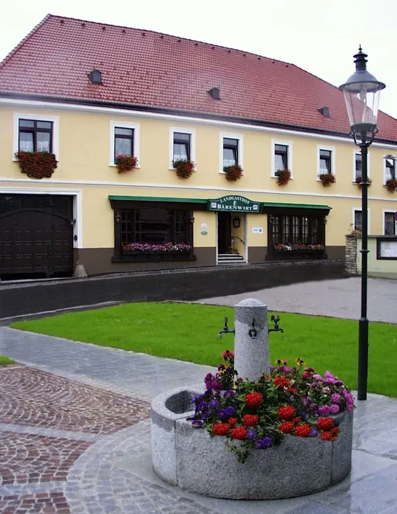 Landgasthof Bärenwirt ristorante a Petzenkirchen