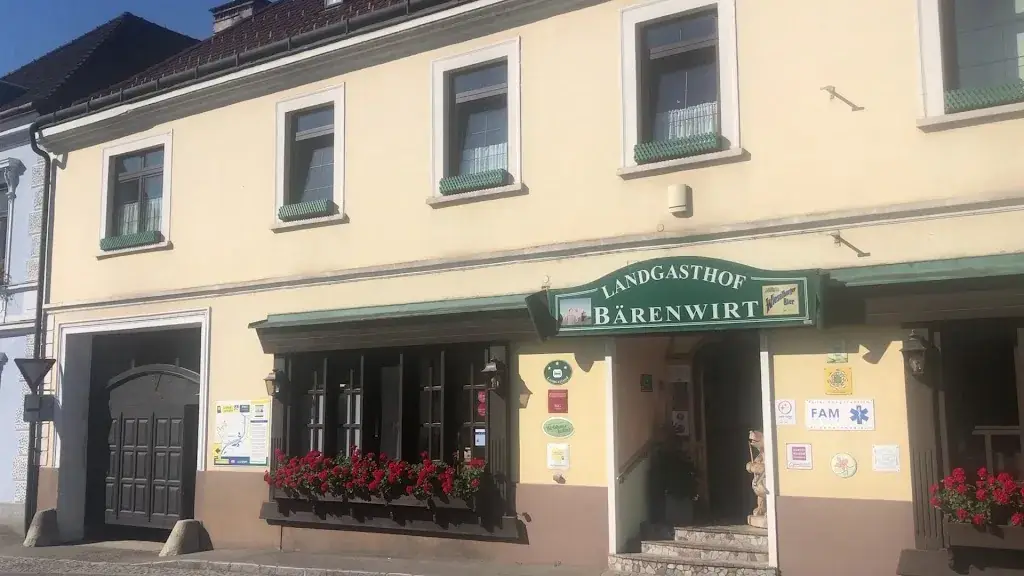 Landgasthof Bärenwirt_Petzenkirchen_slider_image_2