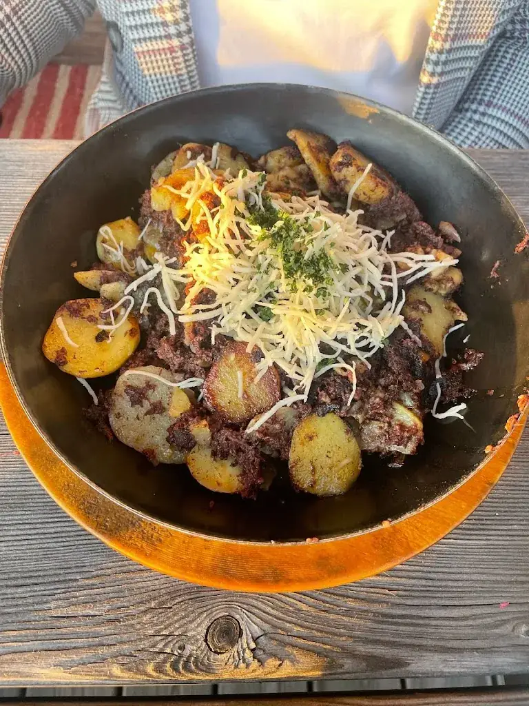 Anita Wolf_Kreuzeralm_Petzenkirchen_review