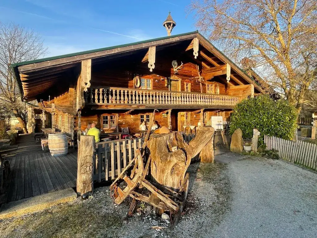 Kreuzeralm ristorante a Petzenkirchen