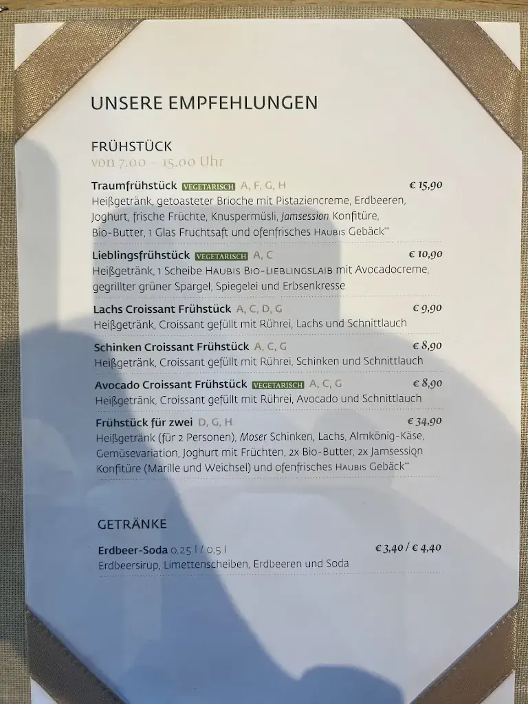 Alex Khromova_Haubiversum_Petzenkirchen_recensione