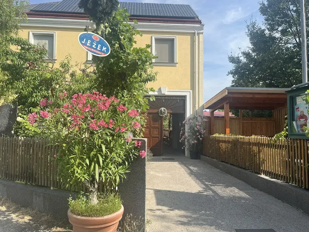 Jezek Buschenschank_Perchtoldsdorf_slider_image_3