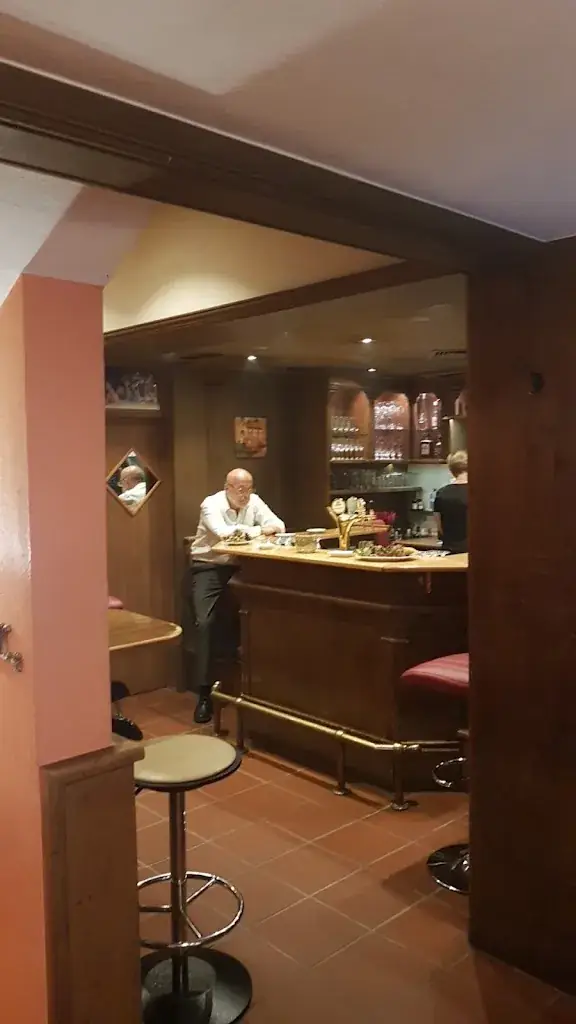 Kalt Warm Süß - Krötzl Walter & Sohn ristorante a Perchtoldsdorf