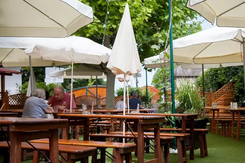 Winery Wölflinger Karl & Karin ristorante a Perchtoldsdorf