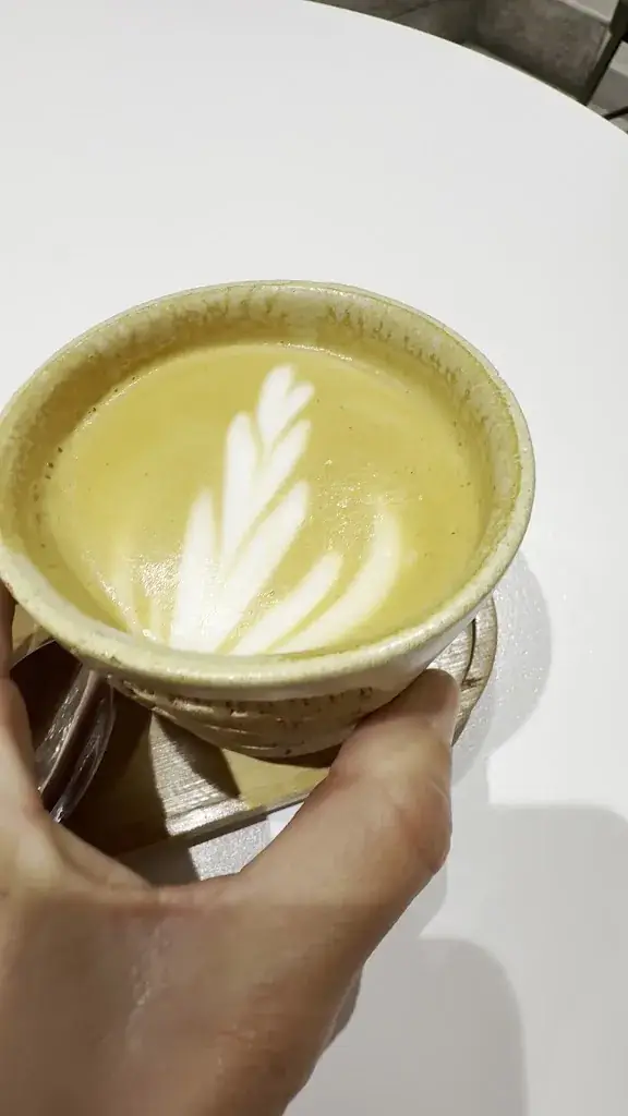 Maryam_punto Kafé - Cafetería de Especialidad_Pitten_review