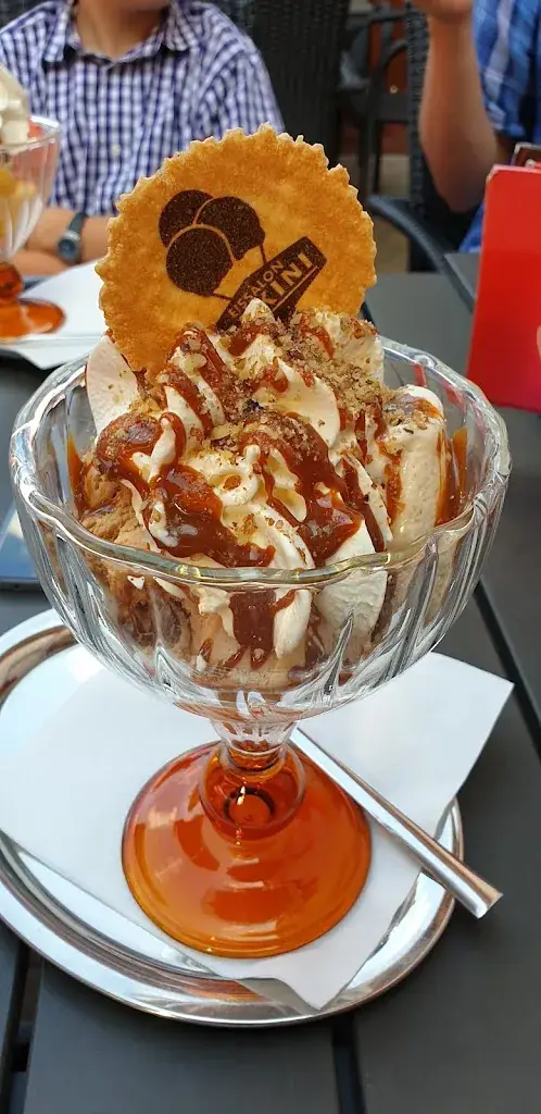 Menu_Eissalon Zakini_Pfaffstätten_image_7