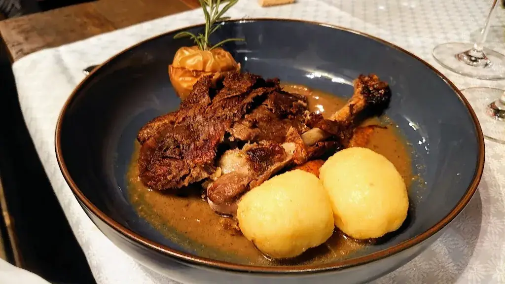 Menu_DER jung WIRT_Politischer Bezirk Bruck an der Leitha_image_6