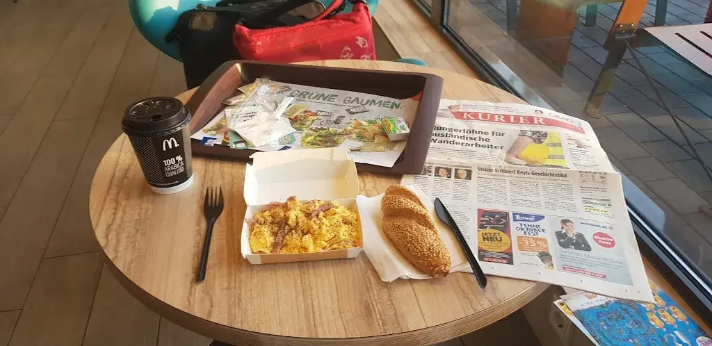 Menu_McDonald's_Politischer Bezirk Bruck an der Leitha_image_5