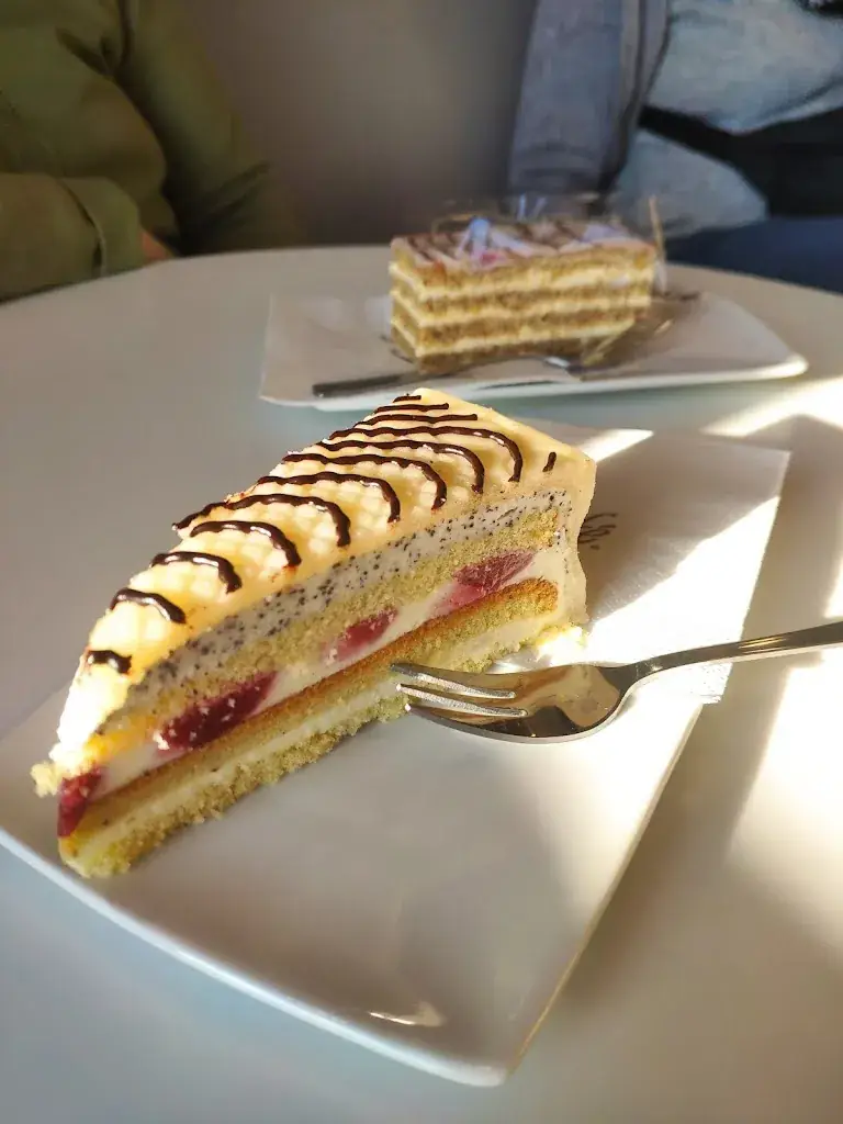 Menu_McDonald's_Politischer Bezirk Bruck an der Leitha_image_8