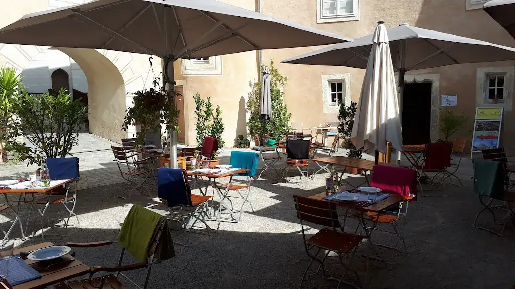 Schloss Rogendorf restaurant à Pöggstall