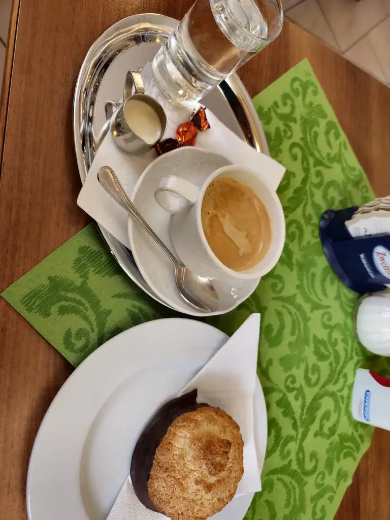 ベナクリス_Werner Neuhauser_Pöggstall_avis