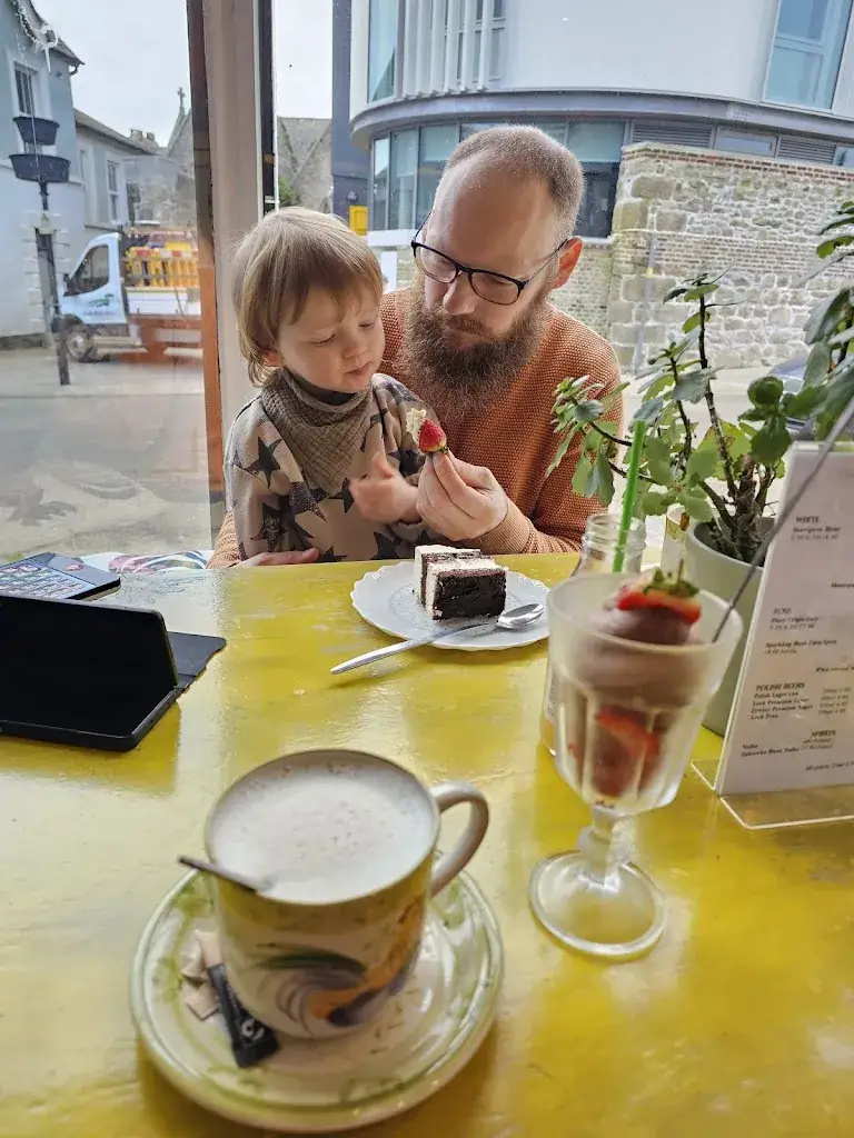 Kamile Pauliučenkaitė_The Singing Rooster_Penz_recensione