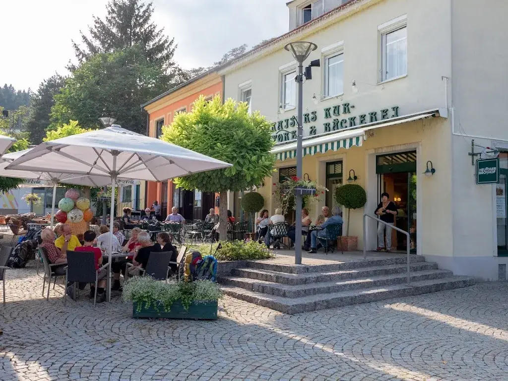 Kurkonditorei Kaiser ristorante a Bad Sauerbrunn