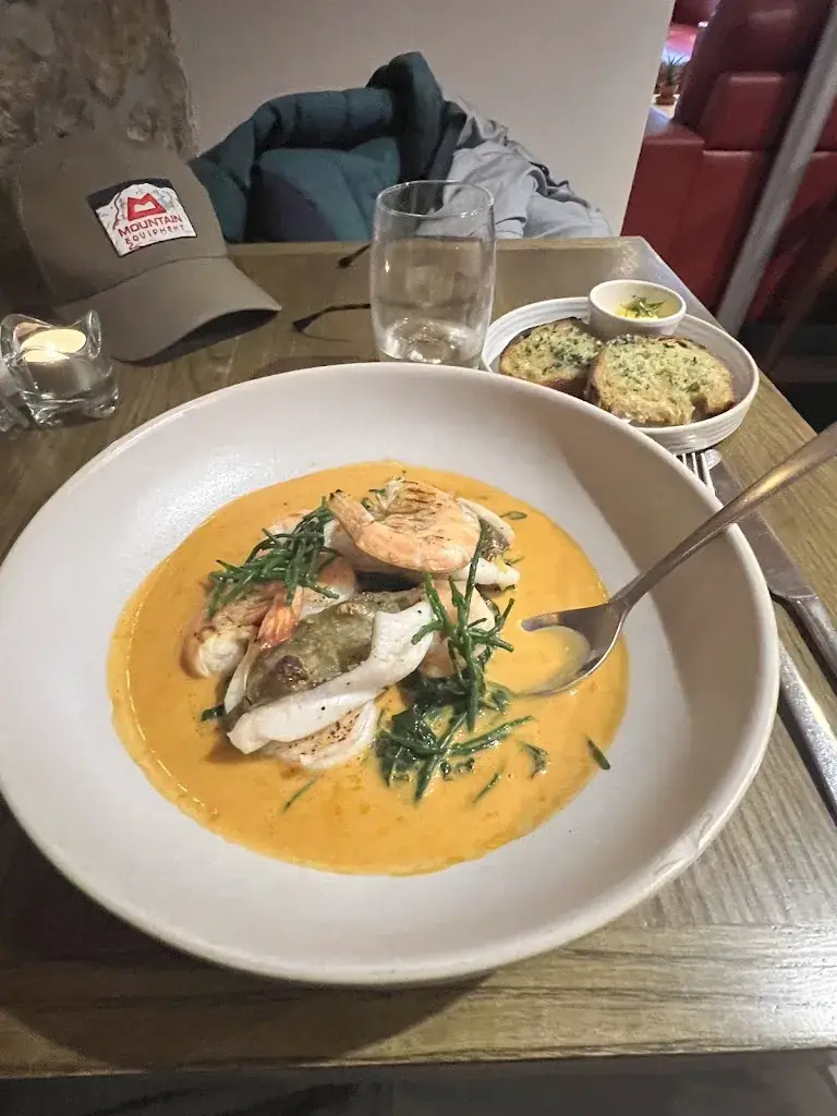 Amit Grover_Alverne Restaurant & Lounge_Penz_avis