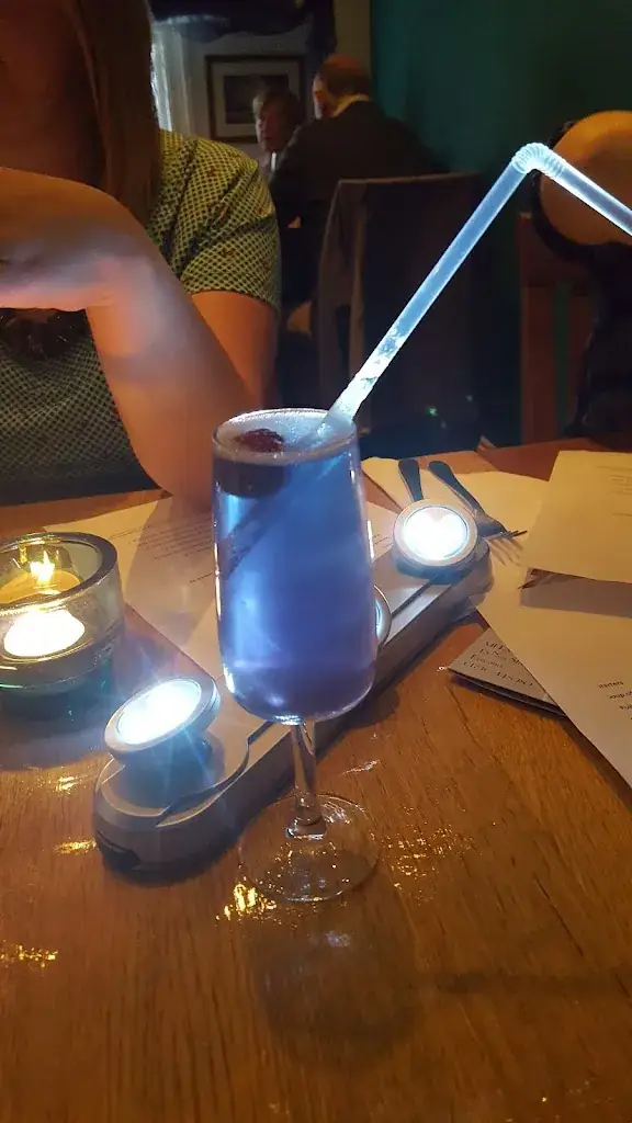 Menu_Mermaid Alley_Penz_image_5