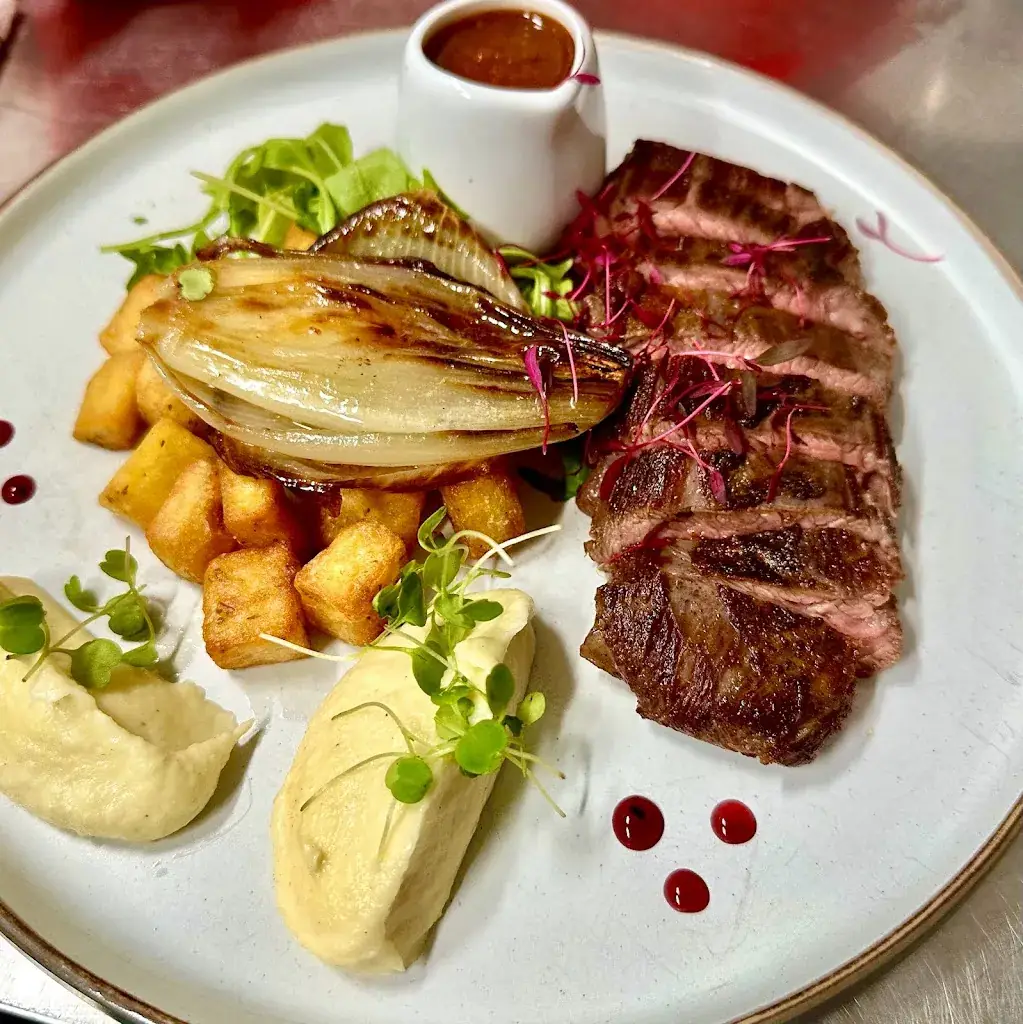 Cork and Fork_Penz_slider_image_3