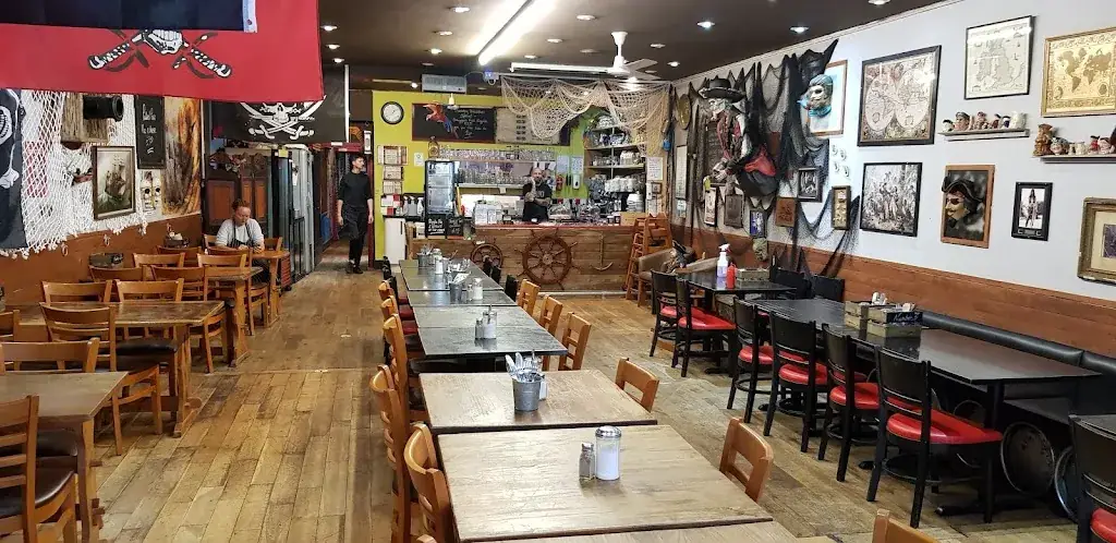 Smugglers Den_Penz_slider_image_1