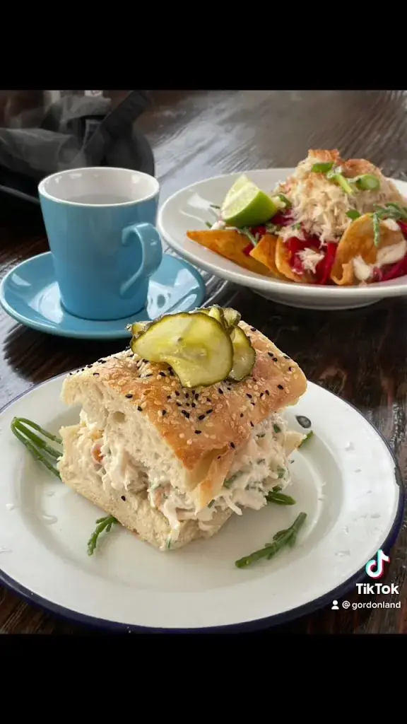 Mackerel Sky Seafood Bar_Penz_slider_image_2