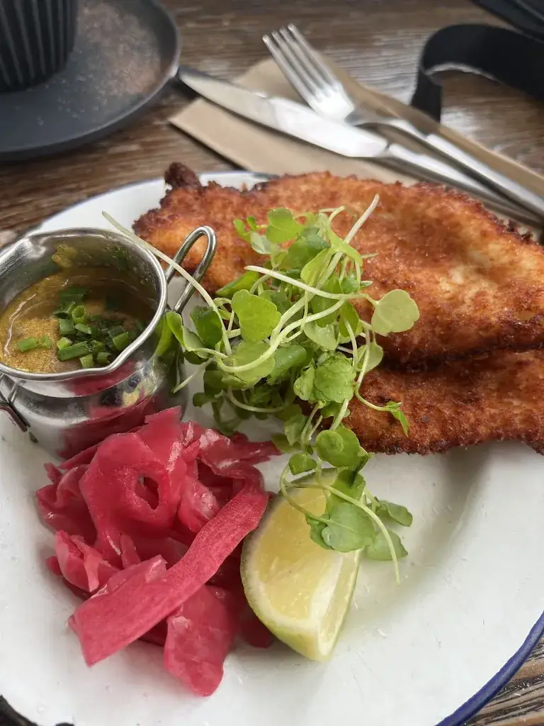 Mackerel Sky Seafood Bar_Penz_slider_image_3