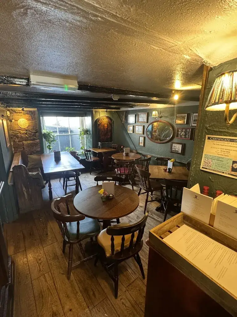 Damian aka Evo._The Turks Head_Penz_review