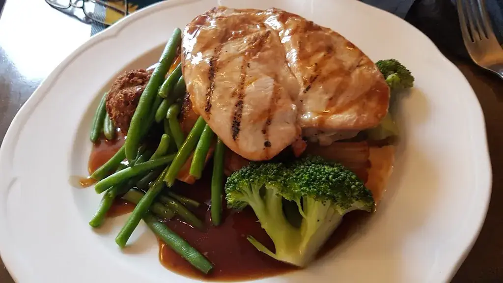 jim danks_The Navy Inn_Penz_review