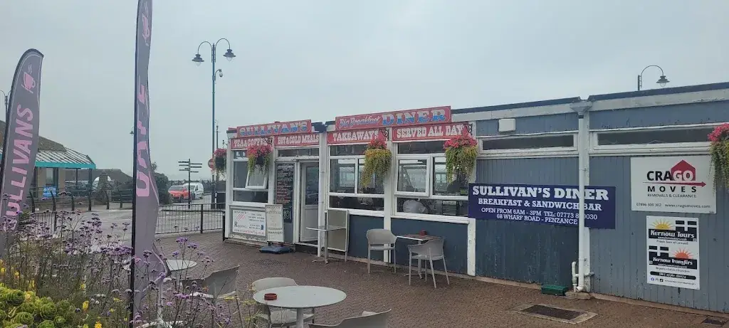 Ian Lowe_Sullivans Diner_Penz_recensione