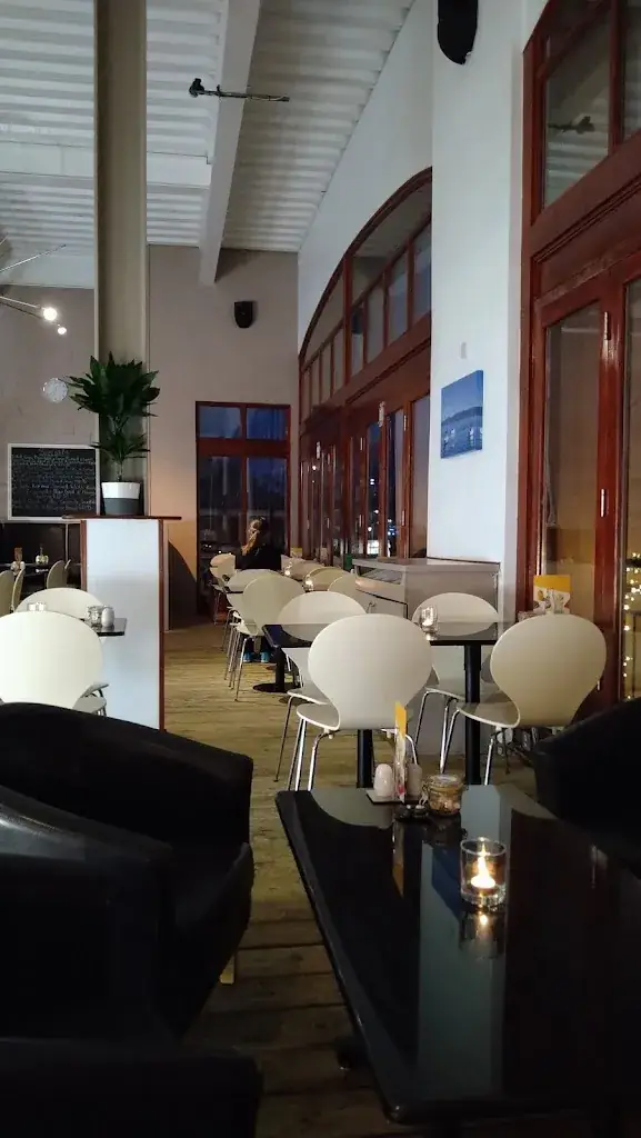 On The Bay Restaurant ristorante a Penz