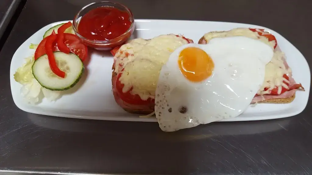 Menu_Cafe Trixi_Politischer Bezirk Hollabrunn_immagine_3