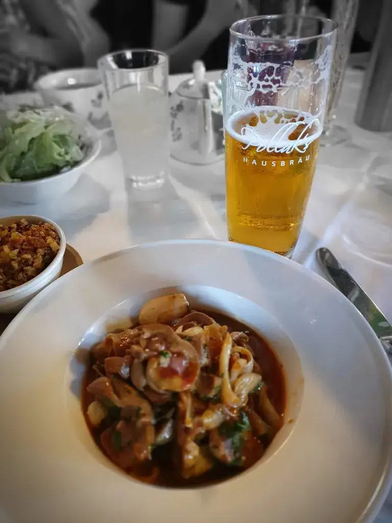 Jakub Ctvrtnicek_Pollak's Retzbacherhof_Politischer Bezirk Hollabrunn_recensione