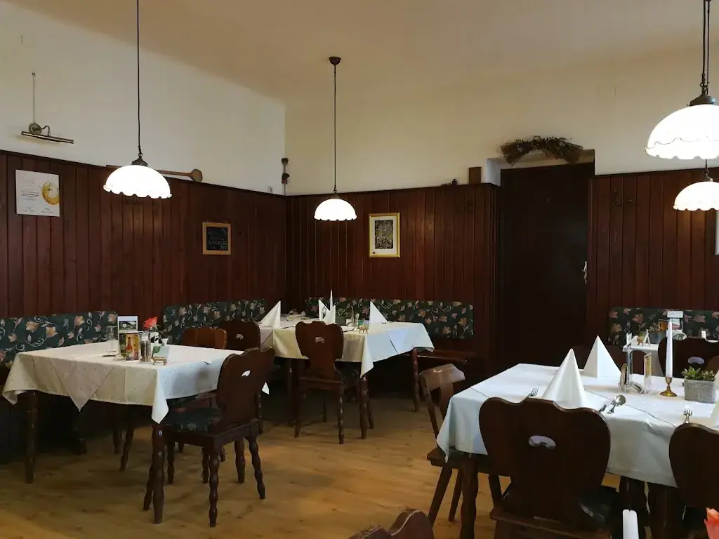 Gasthaus Zum Grünen Baum_Politischer Bezirk Mistelbach_slider_image_1