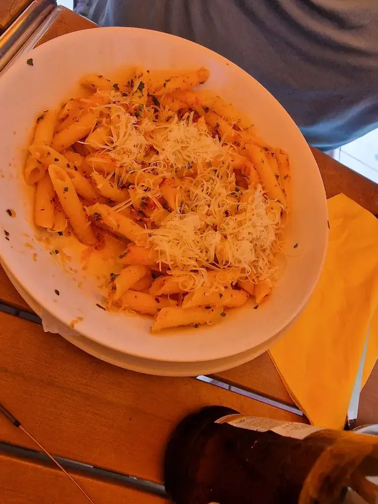 Juraj Holec_Fratelli d'Italia_Politischer Bezirk Wiener Neustadt_review