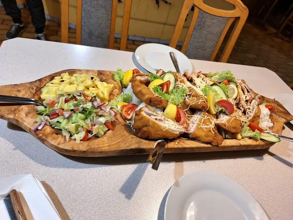 Pizzeria Restaurante Amore_Lockenhaus_slider_image_2