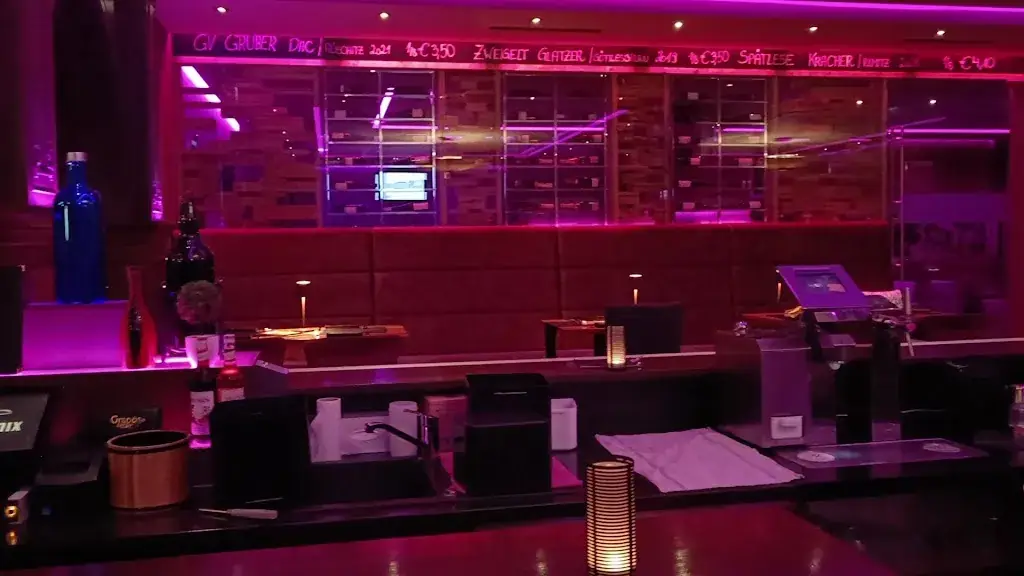 mallesh satti_Foggy Mix_Politischer Bezirk Waidhofen an der Thaya_review