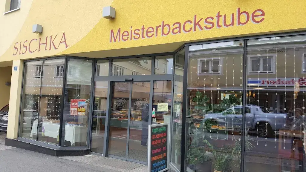 Elisabeth Zinggl_Cafebar Sischka_Politischer Bezirk Waidhofen an der Thaya_review