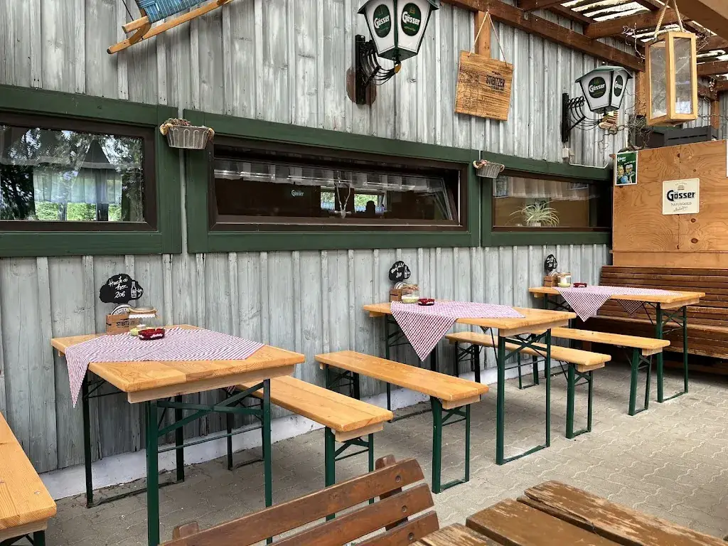 Georg Schandl_Gösser Hitt'n - Skihütte Ulrichschlag_Politischer Bezirk Waidhofen an der Thaya_review