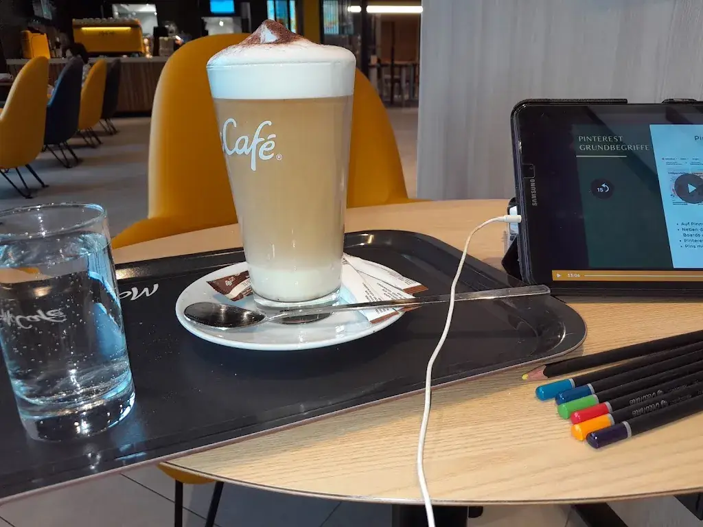 Menü_McDonald's Waidhofen an der Thaya_Politischer Bezirk Waidhofen an der Thaya_Bild_4