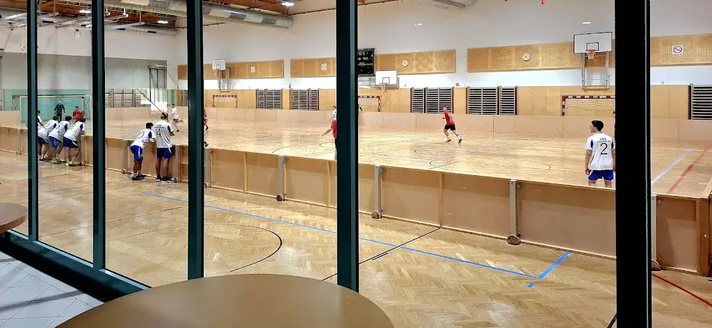 Sportbistro /Sporthalle Horn ristorante a Politischer Bezirk Horn