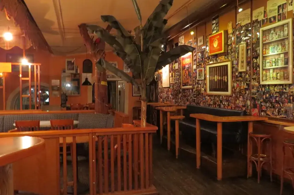 Cafe Carambol Horn ristorante a Politischer Bezirk Horn