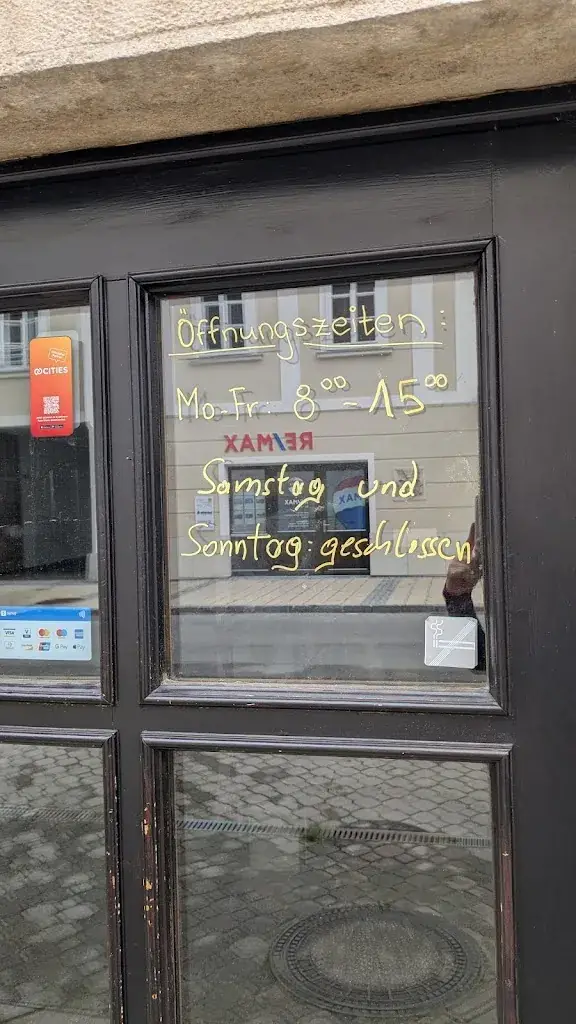 Julia Rechtlehner_Stadtcafe Horn_Politischer Bezirk Horn_review