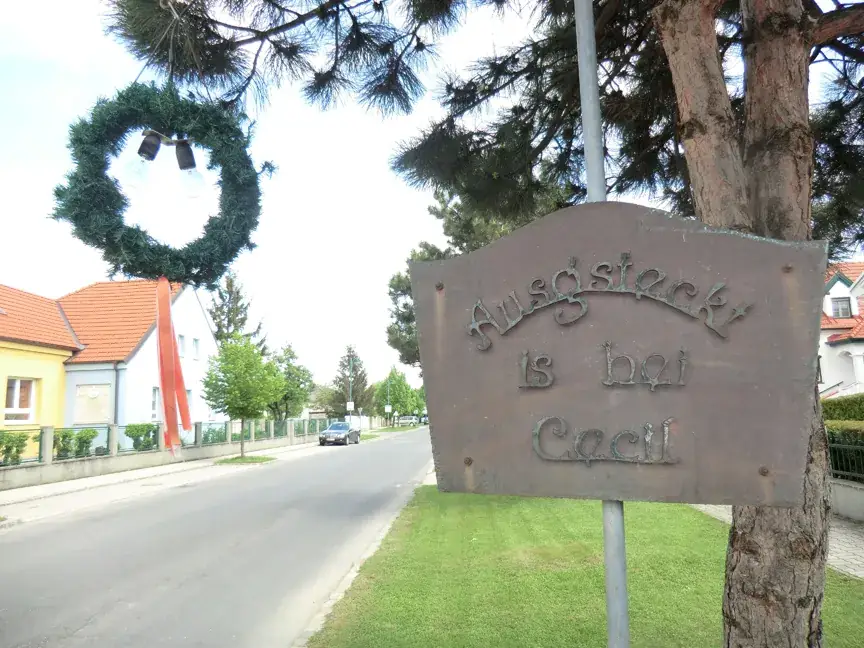 Heuriger Cecil ristorante a Leithaprodersdorf