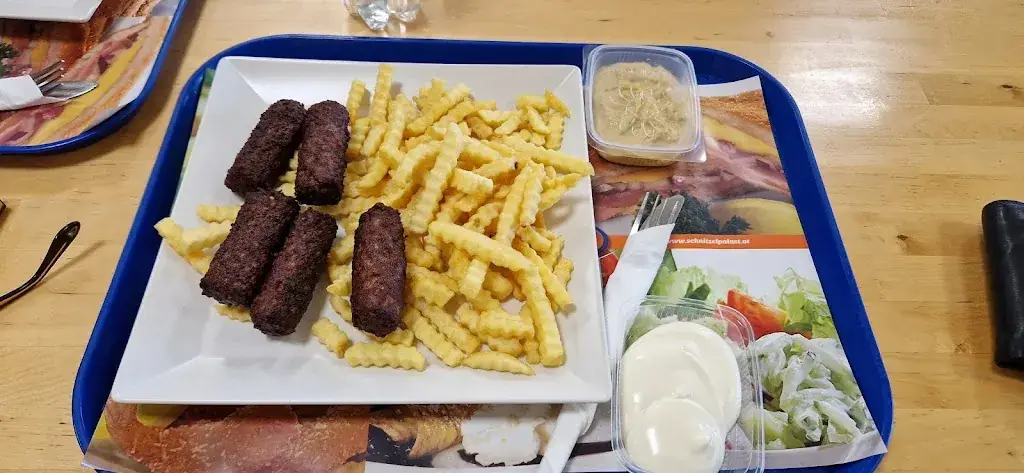 Menu_Schnitzelpalast Horn_Politischer Bezirk Horn_image_3